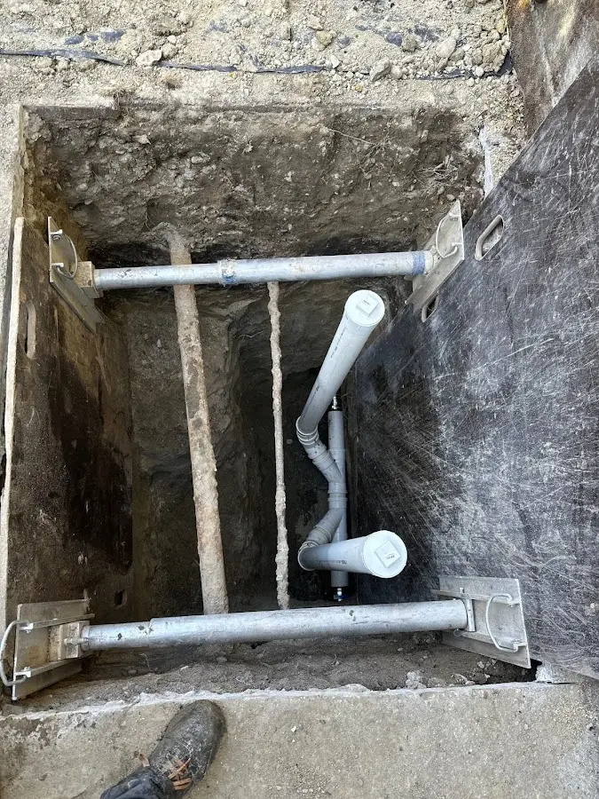 Experienced plumber completing Gas Line Repair work in Carnegie
